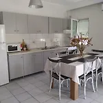 Gorginas * Néa Péramos