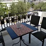Gorginas Apartman *