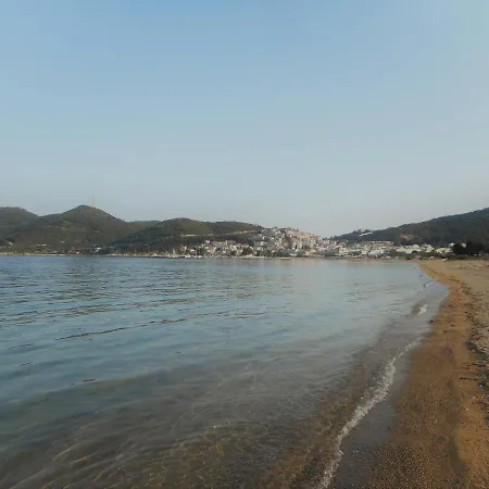 Apartament Gorginas Néa Péramos