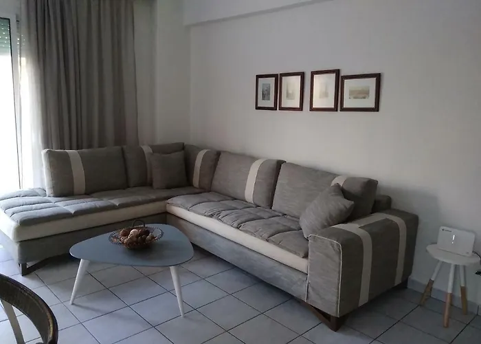 Daire Gorginas Néa Péramos